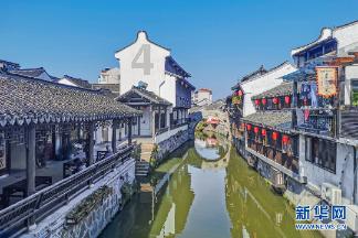 无锡轨交S1号线开通运营，可从长江边一路坐到太湖边
